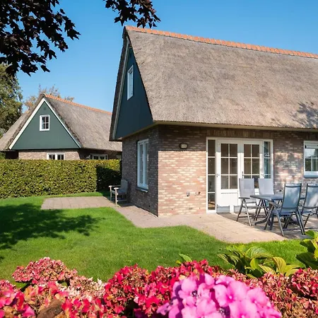 For 6 Guest Holiday home Sint Maartensvlotbrug