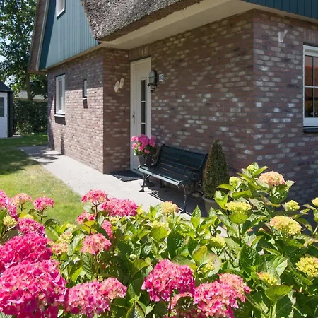 For 6 Guest Holiday home Sint Maartensvlotbrug