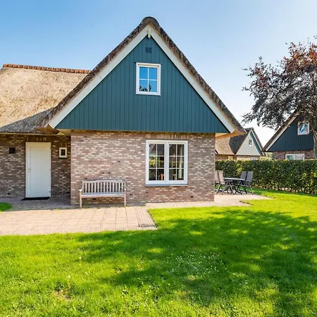 For 6 Guest Holiday home Sint Maartensvlotbrug