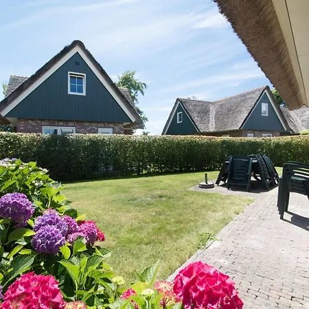 Holiday home For 6 Guest