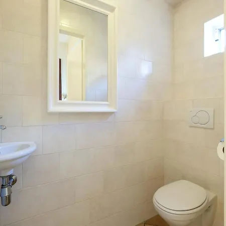 Ferienhaus By The Nature Reserves Sint Maartensvlotbrug